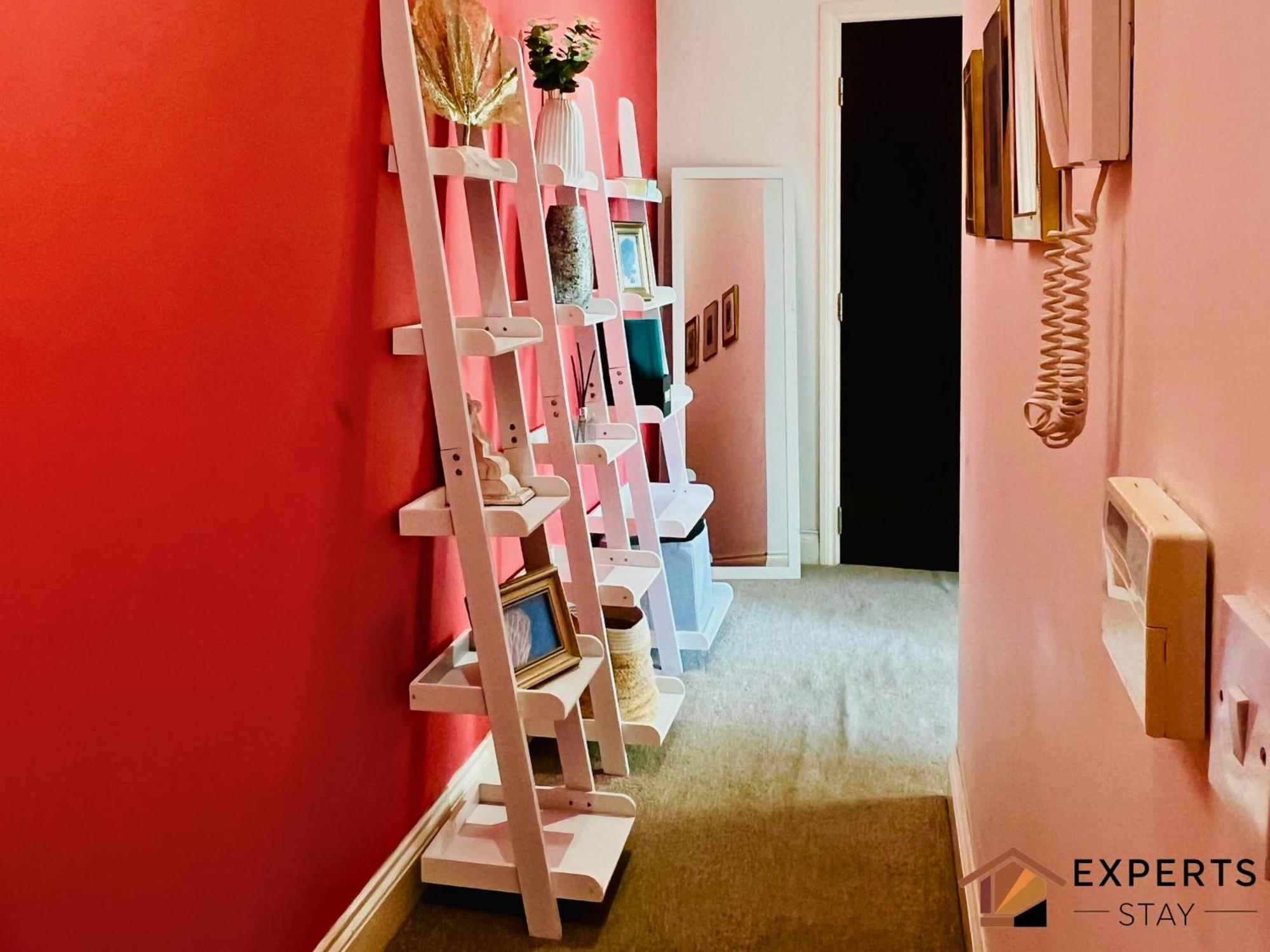 Expert 2 Bedroom Apartment