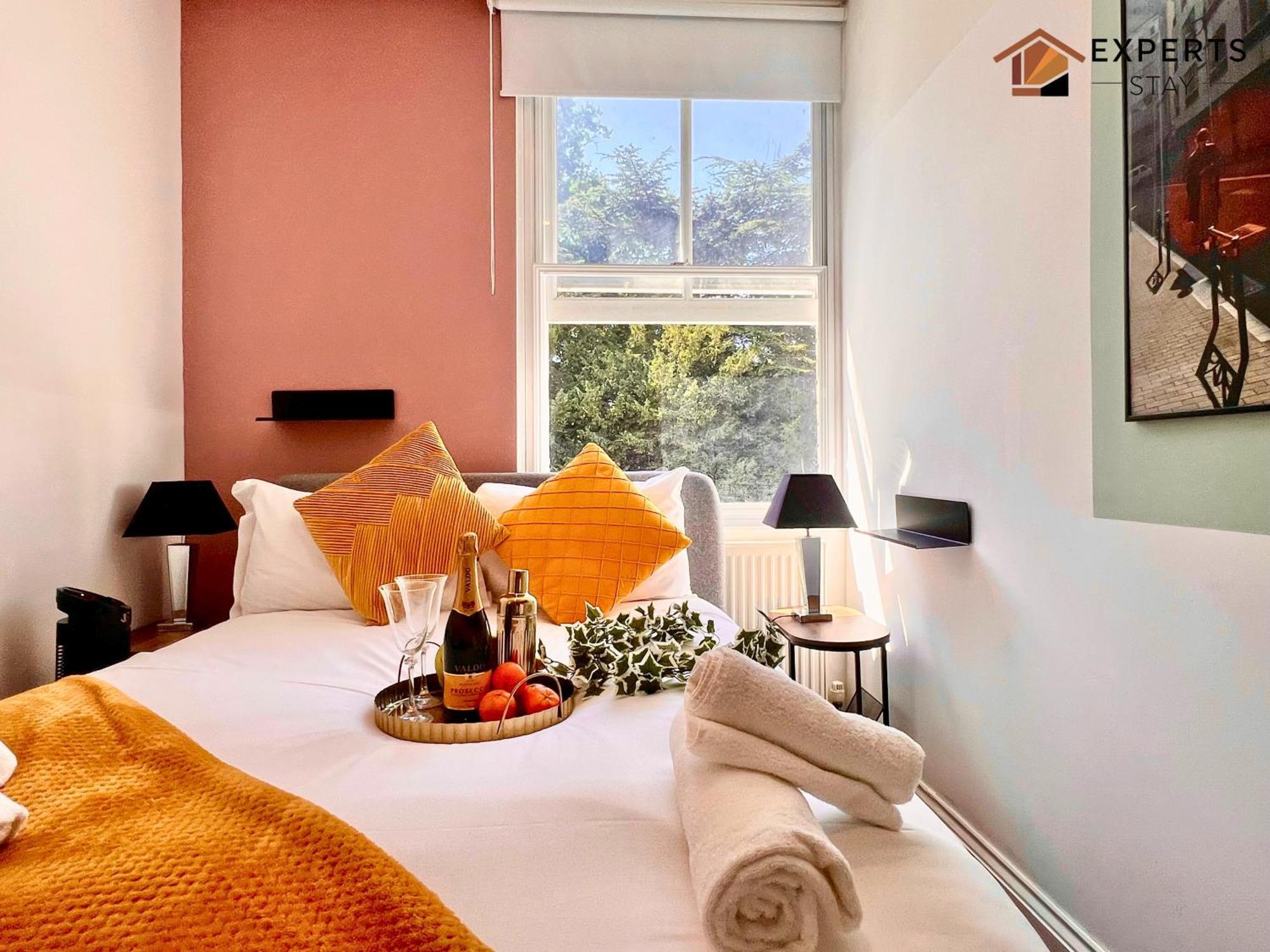 Expert 2 Bedroom Apartment *